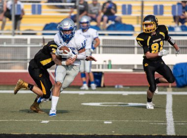 Mcqueen lise vs kurumsal Redding, California ile futbol eylem. 24 Ağustos 2018