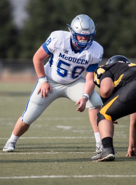 Mcqueen lise vs kurumsal Redding, California ile futbol eylem. 24 Ağustos 2018