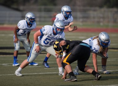 Mcqueen lise vs kurumsal Redding, California ile futbol eylem. 24 Ağustos 2018