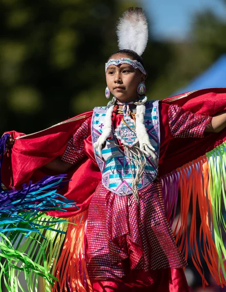 Participant Dancing Native American Style Stillwater Pow Wow Anderson California — Stock Photo, Image