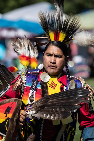 Teilnehmer Tanzen Indianischen Stil Beim Stillwater Pow Wow Anderson Kalifornien — Stockfoto