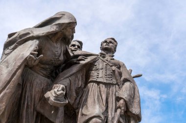 Budapeşte, Macaristan - 14 Mayıs 2018: Macaristan 'ın Budapeşte kenti Macaristan yakınlarındaki Macar Parlamentosu yakınlarındaki Tisaza Istvan Anıtı. Istvan Tisa Heykeli.