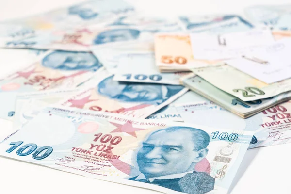 100 100 Lira Değerinde Banknot Finans Döviz Için Beyaz Zemin — Stok fotoğraf