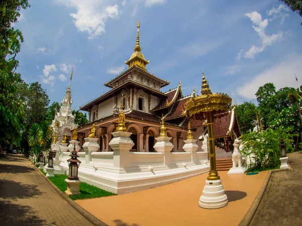 Архитектура Ват Дара Пиром Ланна Чианг Таиланд — стоковое фото