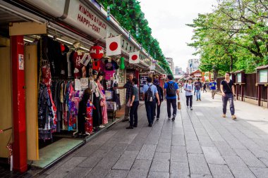 Alışveriş bölgesine Sensoji Tapınağı veya Asakusa Templetokyo, Japonya. Eylül 22, 2018.
