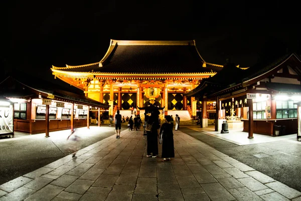 Sensoji Tapınağı veya Asakusa Templetokyo, Japonya gece zaman. Eylül 22, 2018.