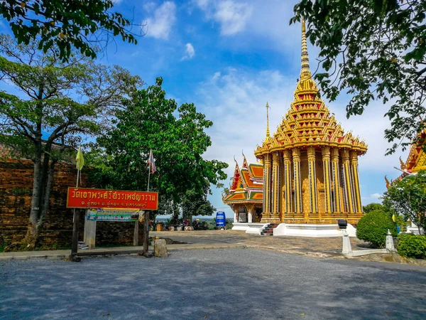Wat khaopraseesanpetch Tempel, u thong, suphanburi thailand — Stockfoto