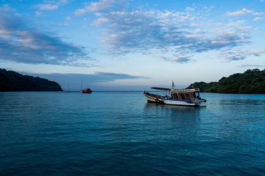 Koh kood adasında balıkçı teknesi, Trat Tayland, Kas. 2018