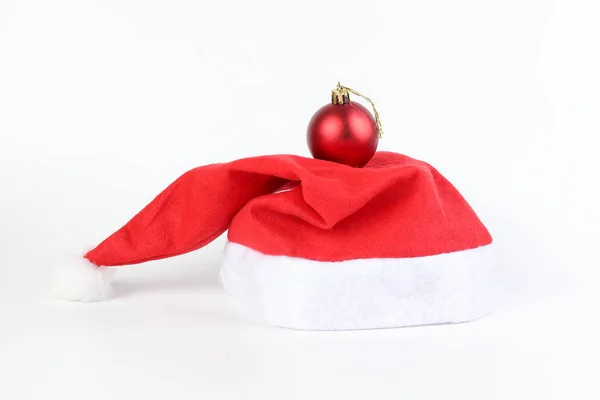 Christmas Hatt Röd Prydnad Dekoration Vit Bakgrund — Stockfoto