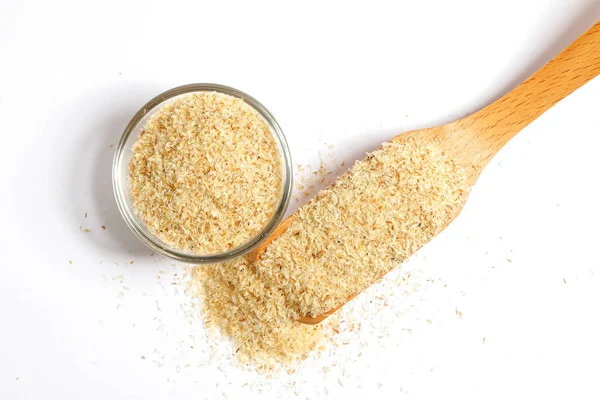 Psyllium Husk Isobgol beyaz arka plan üzerinde 