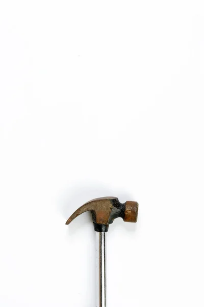 素朴な古い使用済みツールハンマーレンチドライバー鼻プリアー — ストック写真