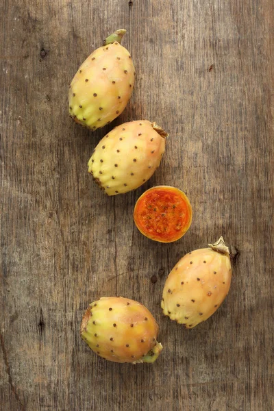 Amarillo Naranja Cactus Fruta Espinosa Pera Jugosa Espinosa —  Fotos de Stock