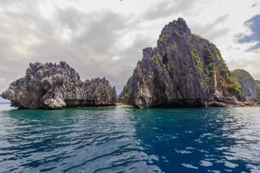 Doğal tropikal ada peyzaj, El Nido Palawan, Filipinler