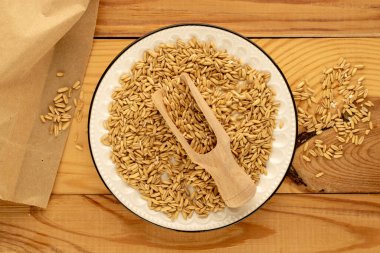 Çiğ yulaf ezmesi, makro, üst manzara..