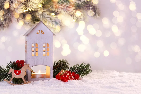 Pequena Casa Castiçal Xmas Decorações Neve Com Luz Fadas Feriados — Fotografia de Stock