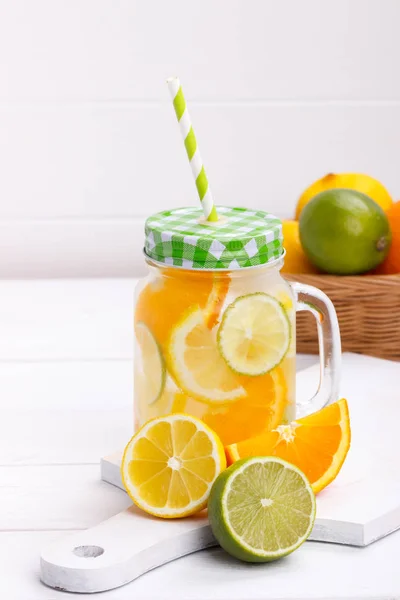 Citrus Lemonade Infused Water Lemon Lime Orange Healthy Detox Drink — Stock Photo, Image