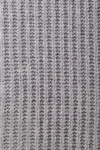 背景色グレーニットウール糸から再生 居心地の良い冬の秋手作りセーター — ストック写真