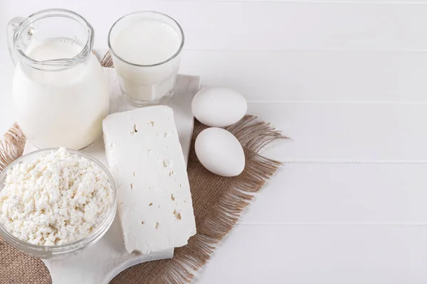 Молочные продукты собственного производства — стоковое фото