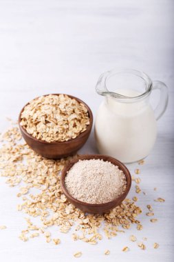 Vegan olmayan süt yulaf sütü