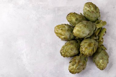 Olgun organik enginar