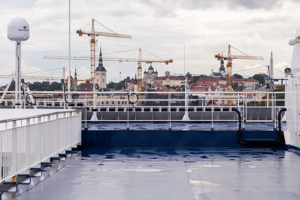 Tallinn, Harju County, Estonia, 02 July 2020 Panorama of the city, view from the ferry entering the port — Stock Photo, Image