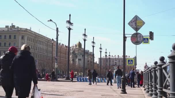 Sennaja square, Sadovaja, Spasskaya - 3 metrostations in Sint-Petersburg — Stockvideo