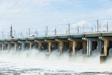 Hidroelektrik Santrali. Su damping. Volgograd, Volga Nehri, Rusya Federasyonu
