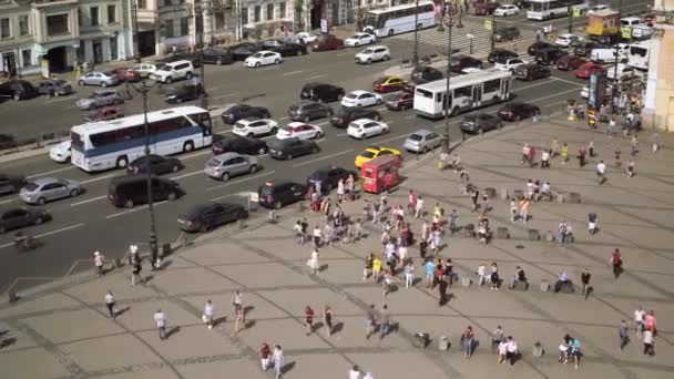 Aerial view of pedestrian crossing of Ligovsky prospect, Moscow railway station — Stock Video