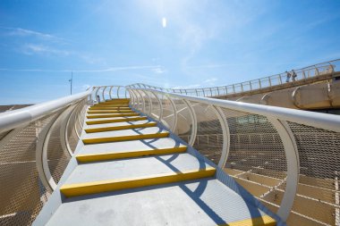 Metropol Şemsiyesi Sevilla 'daki Plaza de la Encarnacion' da dolambaçlı yollar