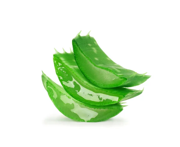 Šťavnaté Kousky Aloe Vera Closeup Bílém Pozadí — Stock fotografie