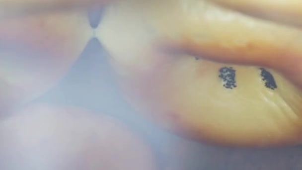 Cuisson du pain frais dans un four traditionnel 