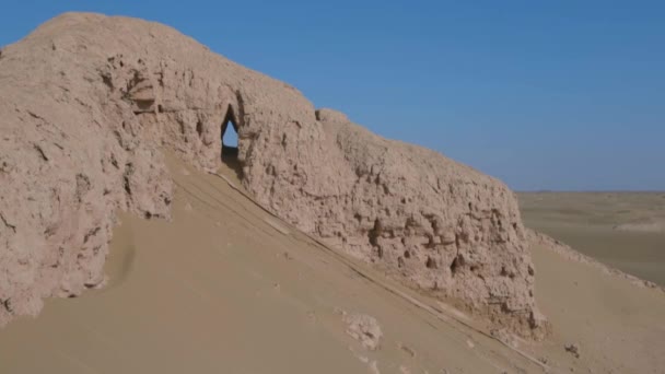 Ruines Une Ville Village Abandonnée Asie Centrale Journée Ensoleillée Venteuse — Video