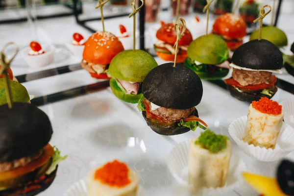 Deliciosos Canapés Como Plato Eventos Lujoso Restaurante — Foto de Stock