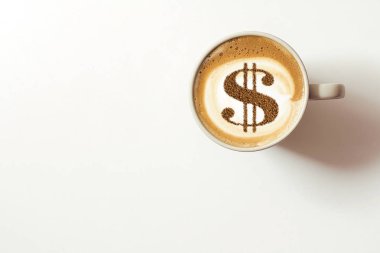 cappuccino kahve fincan resmi tarçın süt köpük üzerinde gelen bir dolar işareti olan