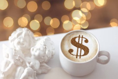 Noel kapuçino Noel ağacı ile