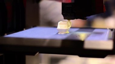 3d yazıcı çalışıyor