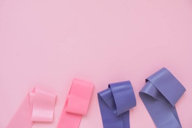 Fitness elastik bant, farklı renklerde elastik genişleticiler