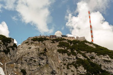 Yukarı Bavyera'daki Wendelstein Dağı'nın zirvesi