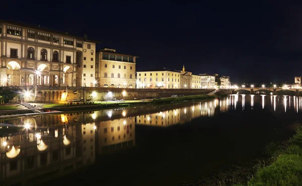 Noční Krajina Řeky Arno Florencii Nebo Město Firenze Itálie — Stock fotografie