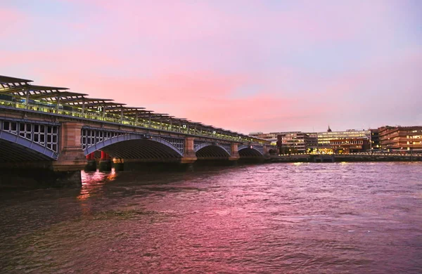 Färgglada Sunset Scenery Themsen London City Sverige — Stockfoto