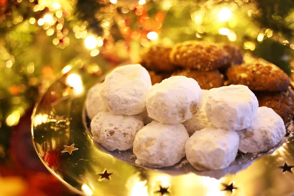 Kourabies Griegos Tradicionales Melomakarona Frente Árbol Navidad Galletas Hechas Con —  Fotos de Stock