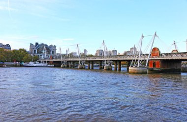 Thames Nehri Londra city İngiltere peyzaj
