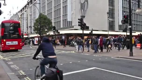 2018 도시에서 옥스포드 스트리트 런던에서 상점과 유명한 에디토리얼 — 비디오