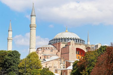 İstanbul Türkiye'de Ayasofya - eski Rum Ortodoks Hıristiyan ataerkil katedral, daha sonra Osmanlı imparatorluk camii ve şimdi bir müze