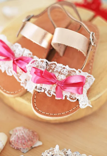 Leather Sandals Baby Girls Lace Pink Bows Traditional Greek Sandals — Stock Photo, Image