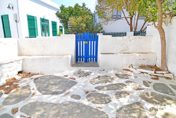 Casas Blancas Tradicionales Patio Isla Sifnos Cícladas Grecia —  Fotos de Stock