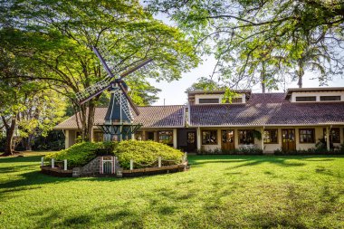 Holambra, Brezilya'da mini hollanda değirmen çoğaltma. Holambra Brezilya'da büyük çiçek üretimi ve Hollanda göçmen vatandaşları.