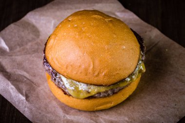 Zanaat sığır eti burger