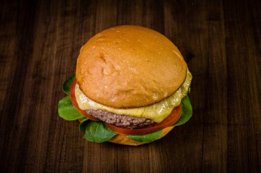 Zanaat sığır eti burger 