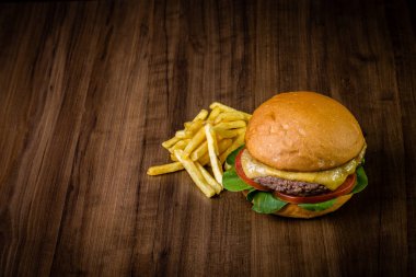 Zanaat sığır eti burger 